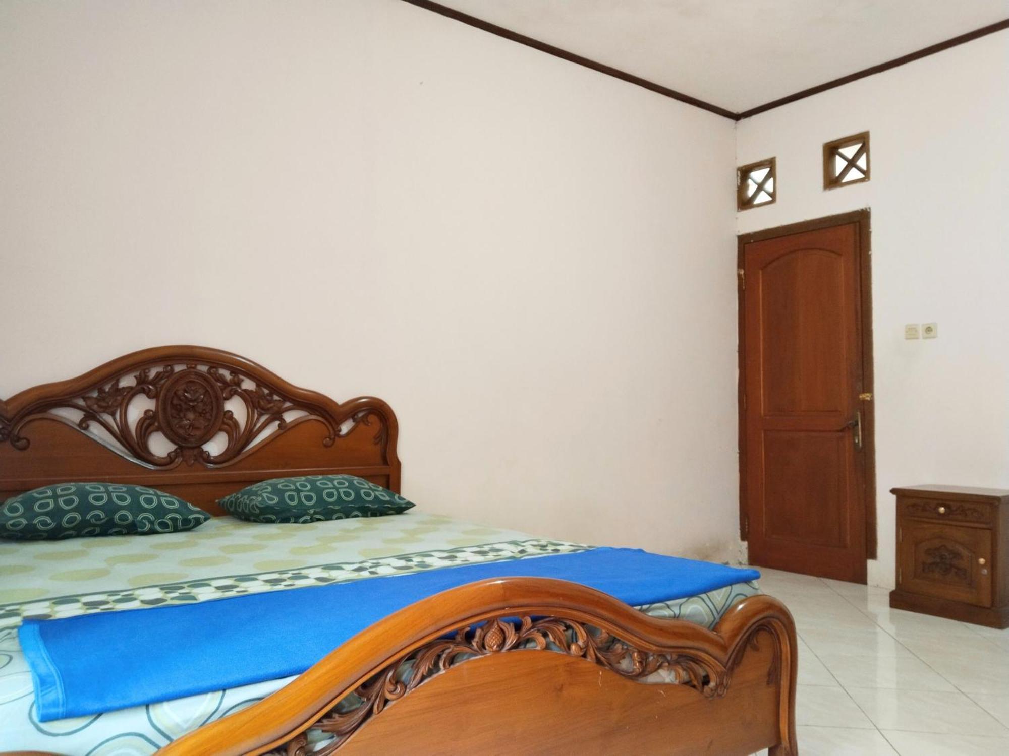 Villa Yustisia Curug 7 Cilember Cisarua Luaran gambar